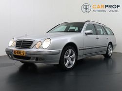 Grau Gebraucht 2001 Mercedes E430 Avantgarde Limousine | 7.495 €