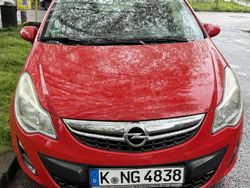 Rot Gebraucht 2011 Opel Corsa Selection Kleinwagen | 2.900 € (Fairer Preis)