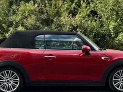 Rot Gebraucht 2017 Mini Cooper Cabriolet Chili Cabrio | 14.650 € (Superpreis)
