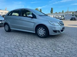 Polarsilber Gebraucht 2011 Mercedes B160 Van / Kleinbus | 5.899 € (Fairer Preis)