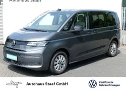 Grau Gebraucht 2024 VW Multivan Basis Van / Kleinbus | 52.990 € (Superpreis)