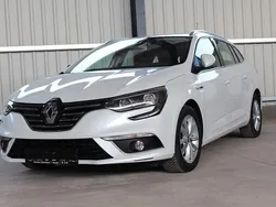 Weiß Gebraucht 2018 Renault Mégane IV Intens Limousine | 14.800 € (Etwas zu teuer)
