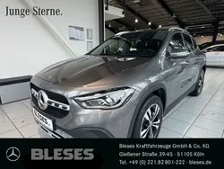 Lack mountaingrau Gebraucht 2020 Mercedes GLA250 Style SUV | 31.455 € (Etwas zu teuer)