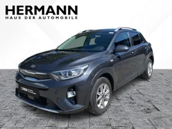 Grau Gebraucht 2018 Kia Stonic Spirit SUV | 14.947 € (Fairer Preis)