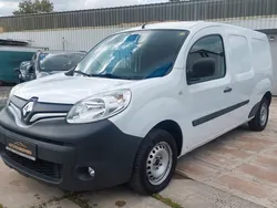 Weiß Gebraucht 2015 Renault Kangoo Van / Kleinbus | 7.854 € (Guter Preis)