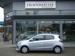 Silber Gebraucht 2023 Mitsubishi Space Star Plus Limousine | 15.850 € (Teuer)