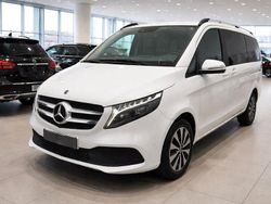Weiß Gebraucht 2024 Mercedes V300 Van / Kleinbus | 66.950 € (Superpreis)