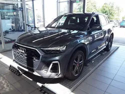 Grau Gebraucht 2022 Audi Q5 S-Line SUV | 43.930 € (Etwas zu teuer)