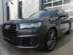 Grau Gebraucht 2018 Audi Q7 S-Line SUV | 53.900 € (Teuer)