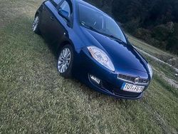 Blau Gebraucht 2007 Fiat Bravo Kleinwagen | 2.499 € (Etwas zu teuer)