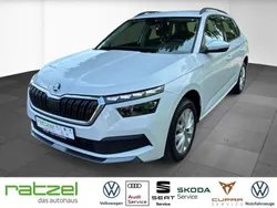Moonweiss metallic Gebraucht 2022 Skoda Kamiq Ambition SUV | 21.870 € (Guter Preis)