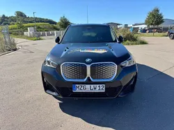 Schwarz Gebraucht 2025 BMW iX1 Sport Line SUV | 46.500 € (Etwas zu teuer)