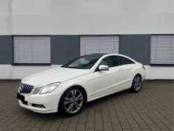 Weiß Gebraucht 2010 Mercedes E200 Coupé | 12.999 € (Etwas zu teuer)
