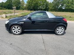 Schwarz Gebraucht 2009 Opel Tigra Cabrio | 3.300 € (Etwas zu teuer)