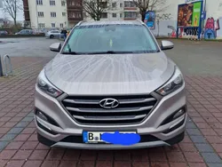 Beige Gebraucht 2017 Hyundai Tucson Advantage SUV | 18.750 € (Fairer Preis)