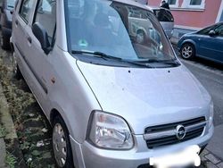 Grau Gebraucht 2008 Opel Agila Kleinwagen | 700 €