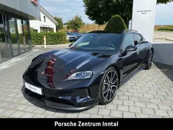 Tiefschwarzmetallic Gebraucht 2024 Porsche Taycan Sport Turismo Limousine | 102.690 €