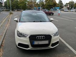 Weiß Gebraucht 2013 Audi A1 Sportback Kleinwagen | 7.400 € (Fairer Preis)