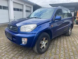 Blau Gebraucht 2001 Toyota RAV4 SUV | 4.100 € (Etwas zu teuer)