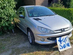 Gebraucht 2003 Peugeot 206 CC Cabrio | 1.750 €
