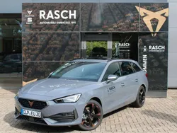 Grau Gebraucht 2024 Cupra Leon Kombi | 36.900 € (Etwas zu teuer)