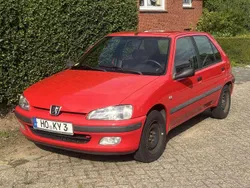 Rot Gebraucht 2000 Peugeot 106 Kleinwagen | 1.500 €