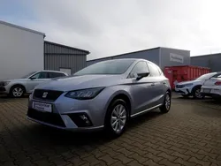Silber Gebraucht 2024 Seat Ibiza Reference Van / Kleinbus | 16.390 € (Fairer Preis)