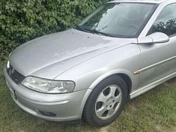 Gebraucht 1999 Opel Vectra Comfort Limousine | 900 € (Fairer Preis)