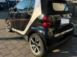 Schwarz Gebraucht 2010 Smart ForTwo Cabrio Cabrio | 4.900 €