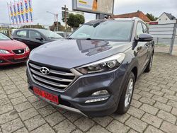 Grau Gebraucht 2016 Hyundai Tucson Edition SUV | 16.550 € (Fairer Preis)