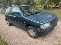 Blau Gebraucht 1996 Peugeot 106 Kleinwagen | 250 €