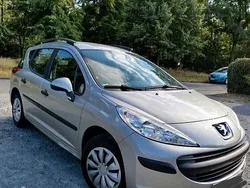 Grau Gebraucht 2009 Peugeot 207 Filou Kombi | 1.450 € (Fairer Preis)