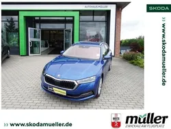 Blau (raceblau metallic) Gebraucht 2024 Skoda Octavia Style Kombi | 31.690 € (Fairer Preis)