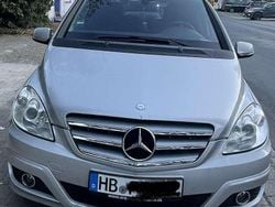 Silber Gebraucht 2008 Mercedes B180 Van / Kleinbus | 3.200 € (Superpreis)
