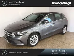 Mountaingrau Gebraucht 2021 Mercedes B200 Progressive Van / Kleinbus | 23.980 € (Guter Preis)