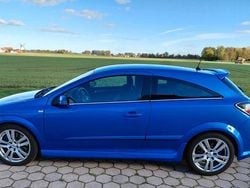 Blau Gebraucht 2009 Opel Astra OPC Limousine | 5.900 €
