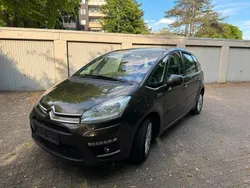 Grün Gebraucht 2012 Citroën C4 Picasso Van / Kleinbus | 3.999 € (Etwas zu teuer)