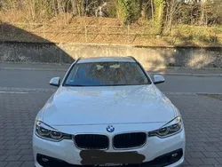 Weiß Gebraucht 2019 BMW 320 Advantage Kombi | 13.900 € (Fairer Preis)