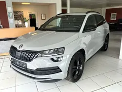 Steelgrau Gebraucht 2020 Skoda Karoq SportLine SUV | 28.475 € (Etwas zu teuer)