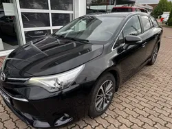 Schwarz Gebraucht 2017 Toyota Avensis Edition-S Kombi | 17.450 € (Etwas zu teuer)