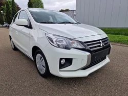 Weiß Gebraucht 2020 Mitsubishi Space Star Diamant Edition Kleinwagen | 6.300 € (Guter Preis)