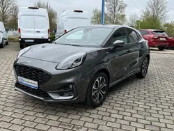 Magnetic grau Gebraucht 2024 Ford Puma ST-Line SUV | 23.950 € (Guter Preis)