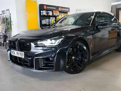 Saphirschwarz Gebraucht 2023 BMW M2 Coupé | 54.900 €