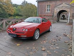 Rot Gebraucht 1996 Alfa Romeo GTV Coupé | 13.916 €