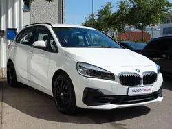 Alpinweiß 3 Gebraucht 2020 BMW 218 Advantage Van / Kleinbus | 17.400 € (Fairer Preis)