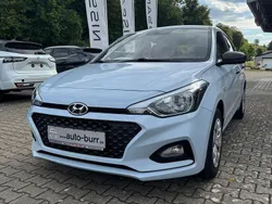 Blau Gebraucht 2019 Hyundai i20 Pure Limousine | 9.990 € (Fairer Preis)