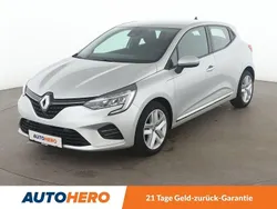 Grau Gebraucht 2020 Renault Clio V Experience Kleinwagen | 12.790 € (Fairer Preis)