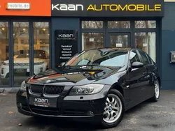 Black sapphire metallic Gebraucht 2007 BMW 320 Advantage Limousine | 6.999 € (Etwas zu teuer)