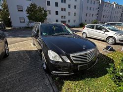 Schwarz Gebraucht 2011 Mercedes E200 Kombi | 4.999 € (Fairer Preis)