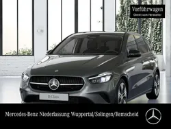 Mountain grau Gebraucht 2025 Mercedes B220 Progressive Van / Kleinbus | 39.998 € (Fairer Preis)